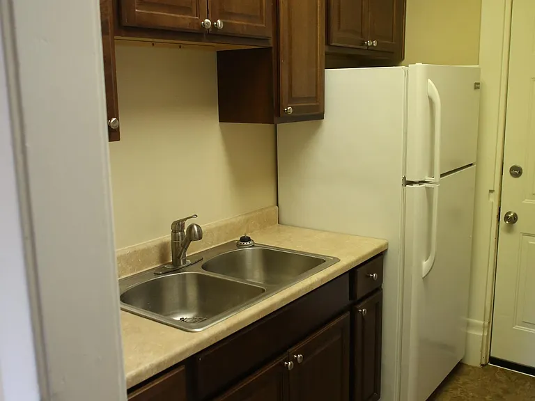115 Pine St #1 — Photo 4