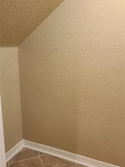 2914 Royal Tuscan Ln — Photo 33