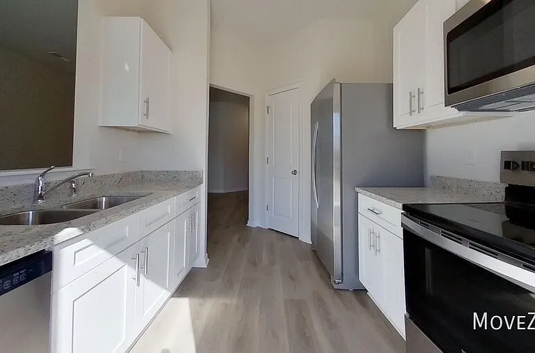 5403 Avery Dr — Photo 5