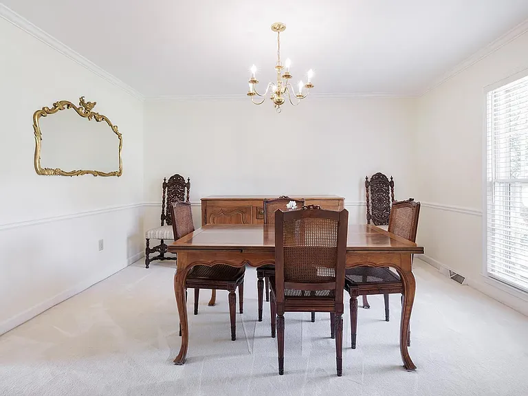 512 Devenger Rd — Photo 10