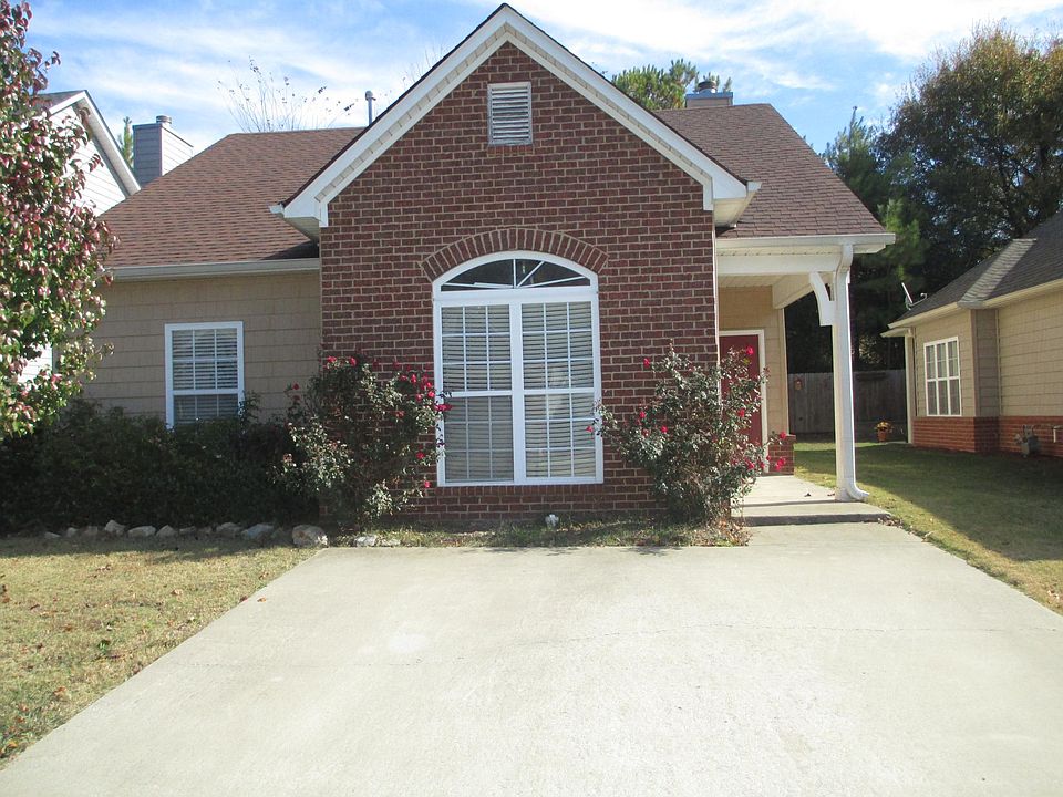 1st image of 424 Holland Lakes Dr N