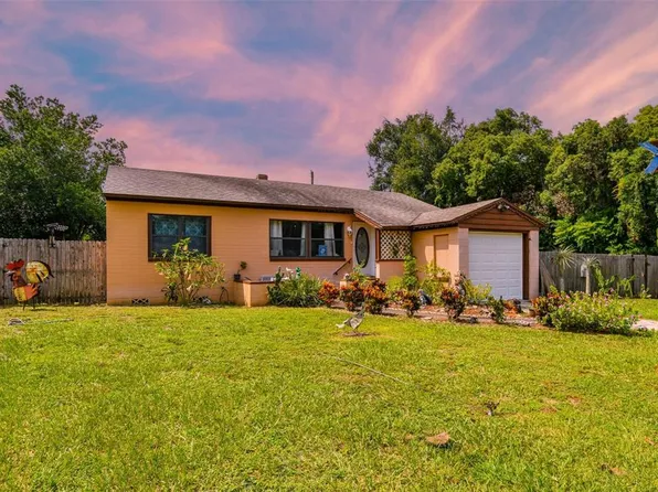 1310 Monterey Dr, Eustis, FL 32726