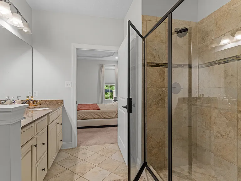 433 Fairmont Dr — Photo 20