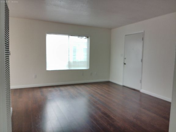 5th image of 4663 Kansas St APT 14
