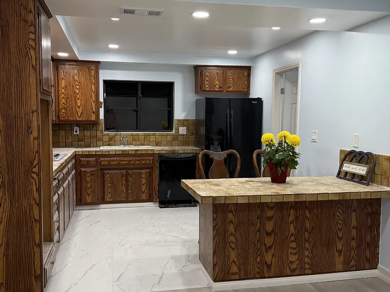 13331 Siskiyou St — Photo 3