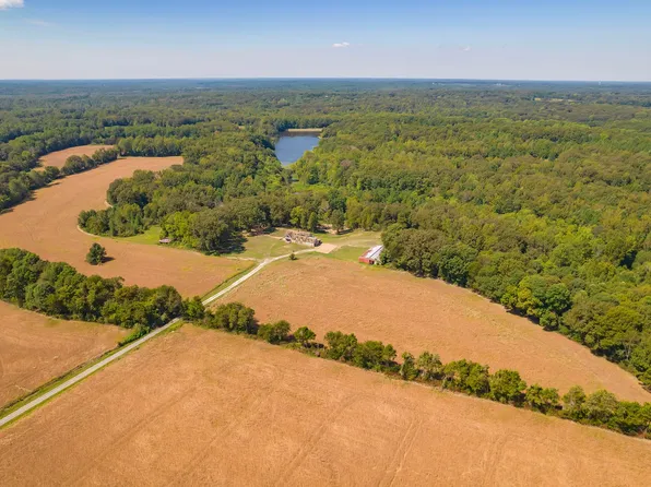 290 Leeford Ln, Cedar Grove, TN 38321