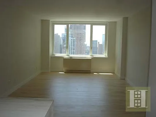 Rented by Halstead Real Estate | media 50