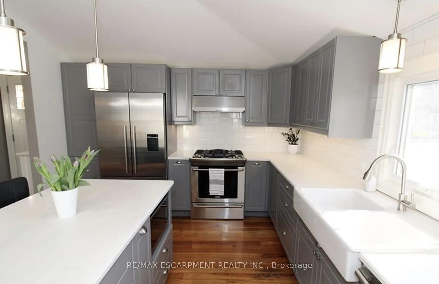 2 bed, $2,300 — Photo 2