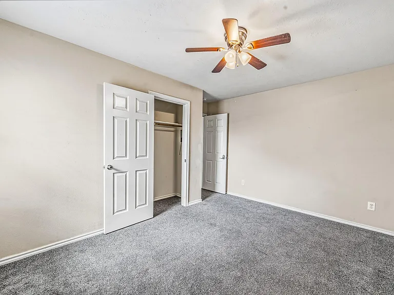 7107 Piney Meadow Ct — Photo 20