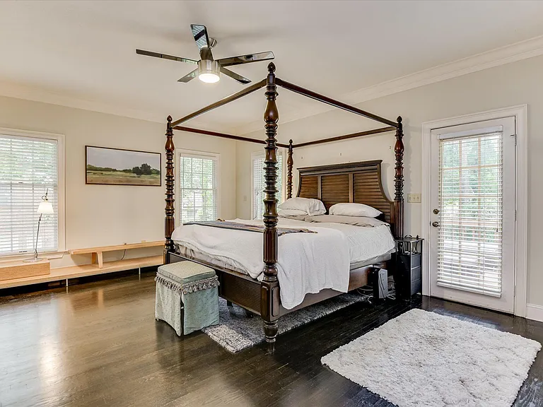 126 Dewberry Ln — Photo 26