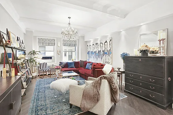 Sold by Compass | media 11