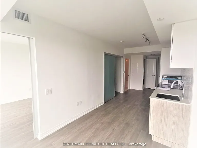 251 Jarvis St #4015 — Photo 7