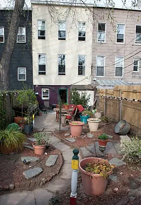 Sold by Betancourt & Associates Realty LLC | media 9