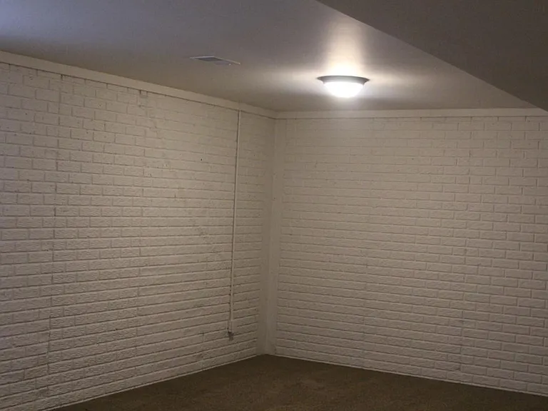 926 Sadie Ct — Photo 16