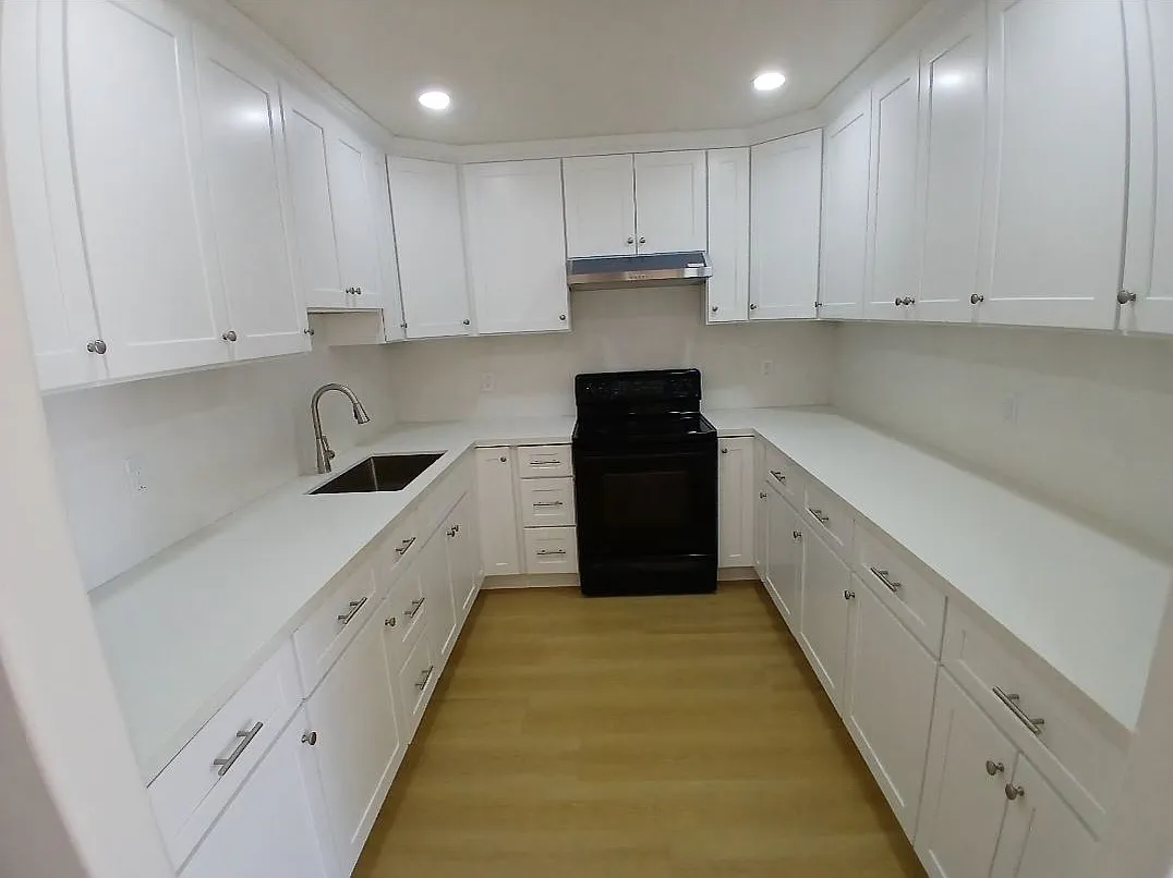 4 bed, 1676 sqft, $1,000 — Photo 2