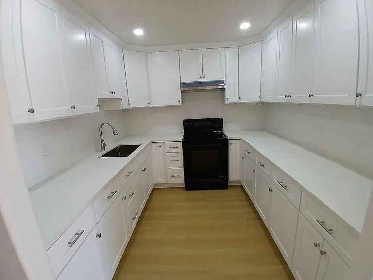 9831 Genesee Ave — Photo 2