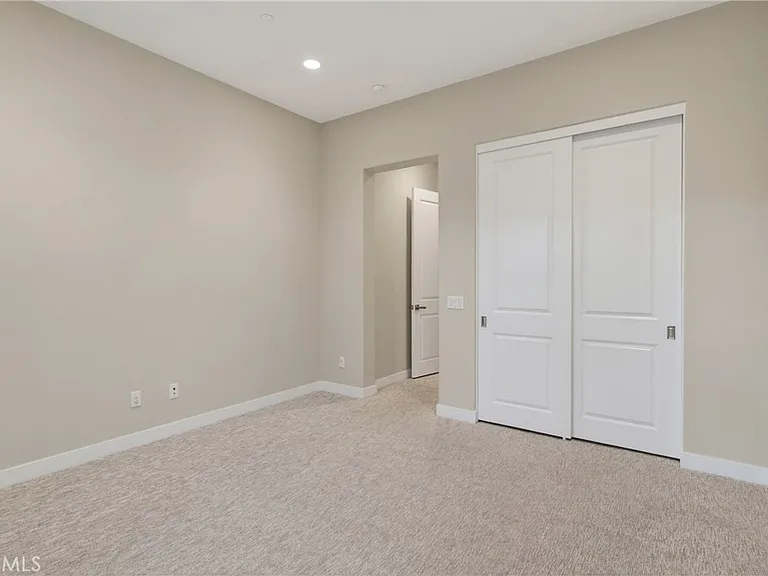 755 E Orange Blossom Way — Photo 6