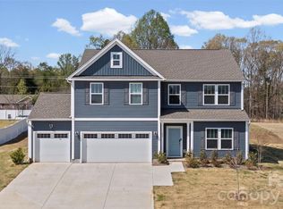 193 Wheatfield Dr, Statesville, NC 28677