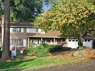 8420 SE 83rd St, Mercer Island, WA 98040