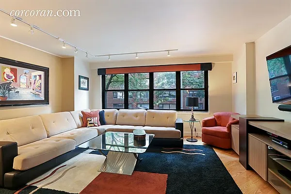 Sold by Corcoran | media 16