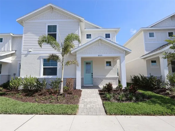 8225 Seaflower Pkwy, Bradenton, FL 34210