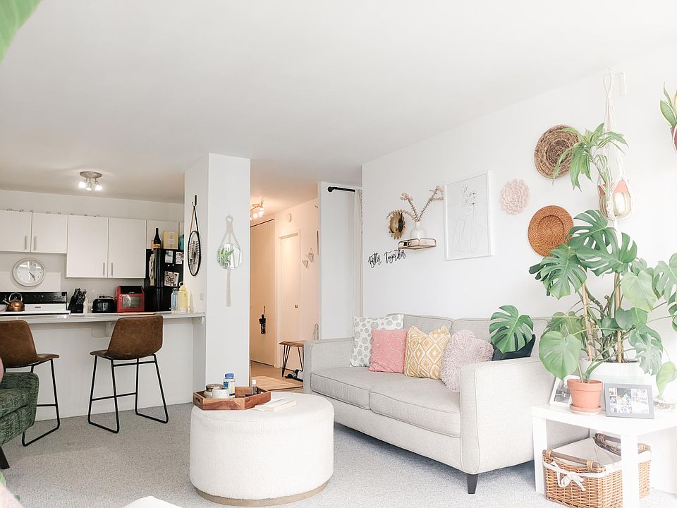 Living room and breakfast bar
