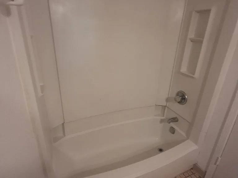 2146 Country Walk Way SE #B — Photo 16