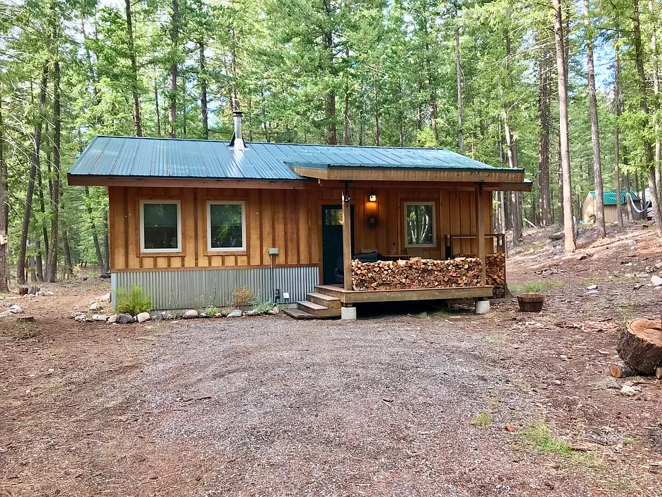 4 Rainbow Rd