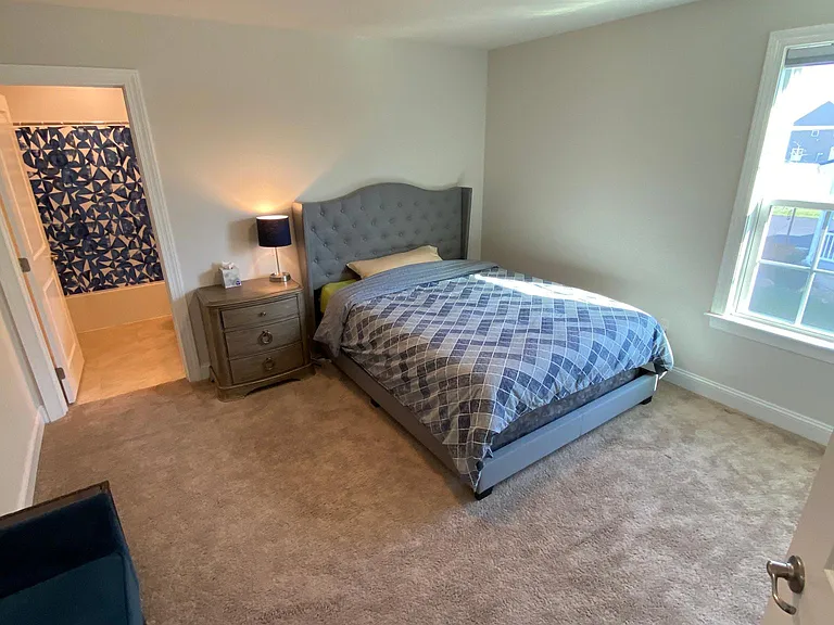 Guest bedroom 2