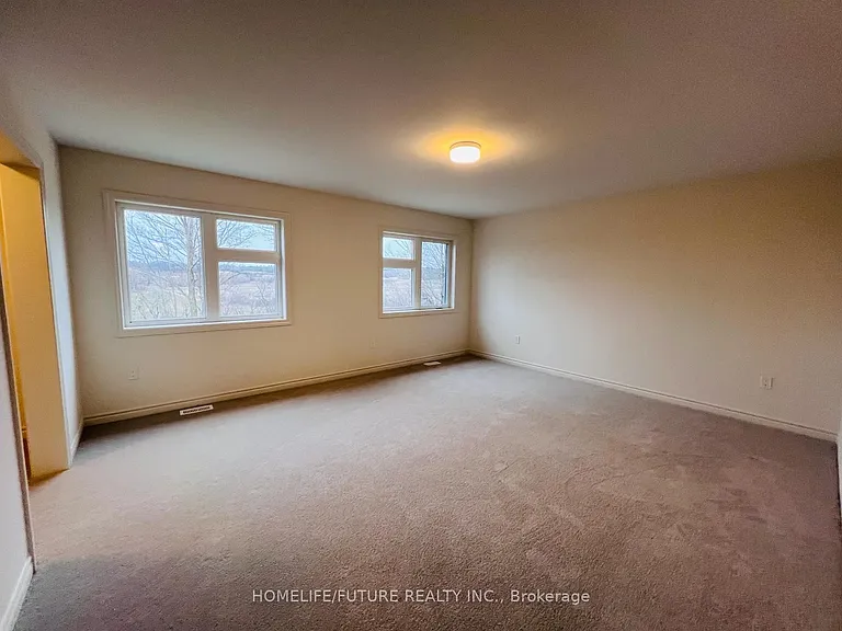 521 Hornbeck St — Photo 2