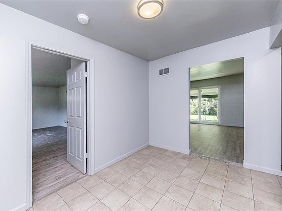 2nd image of 1656 Claudine Dr