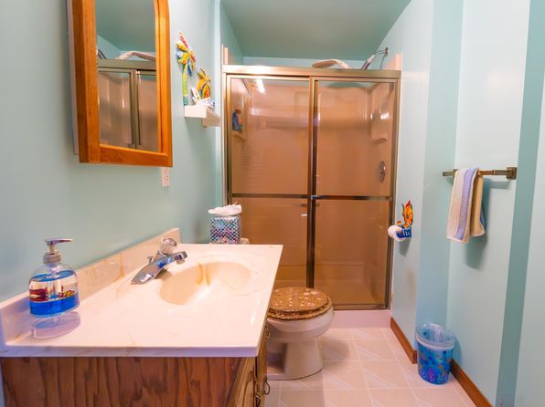 12405 52nd Ave N, Plymouth, MN 55442