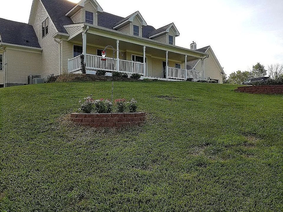 2nd image of 277 Forrest Dr
