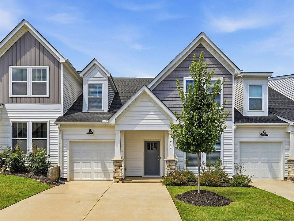1st image of 217 Woodhouse Way