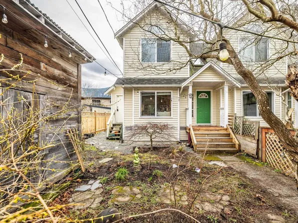 38468 Wilson Cres #1, Squamish, BC V8B 1C6