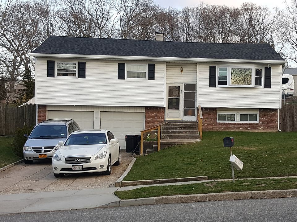 1st image of 21 Weston Ln