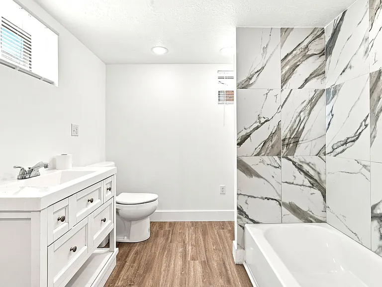 5256 S 2000 W — Photo 26
