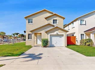 13817 SW 161st Ter, Miami, FL 33177