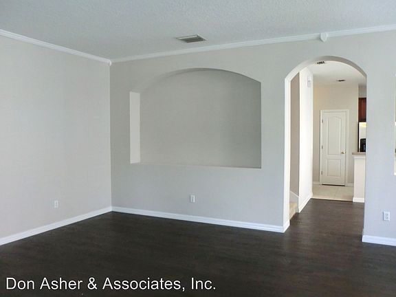 4th image of 10310 Lake District Ln #10C