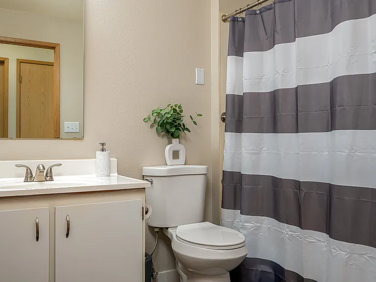 Windsor Square Retirement Community — Photo 15