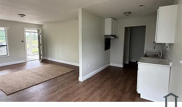 4211 Dudley Rd — Photo 6