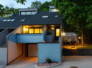 4201 Westbrook Dr, Ames, IA 50014