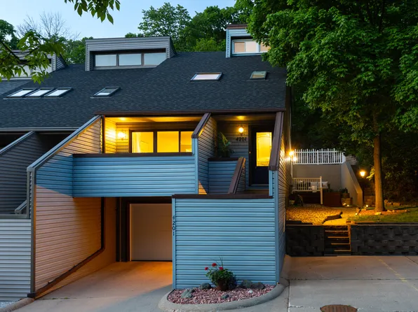 4201 Westbrook Dr, Ames, IA 50014