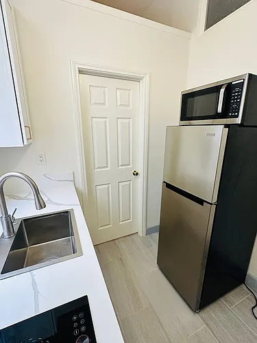 444 G St #35 Photo 1