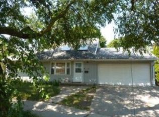 4106 Gage Ave, Lyons, IL 60534