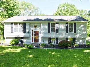 13 Shanty Creek Rd, Central Square, NY 13036