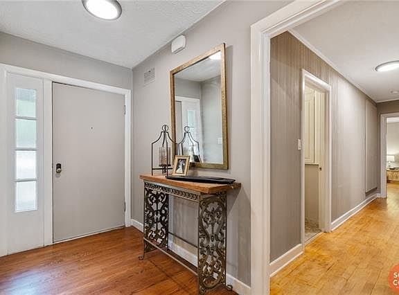 4th image of 1905 11th St