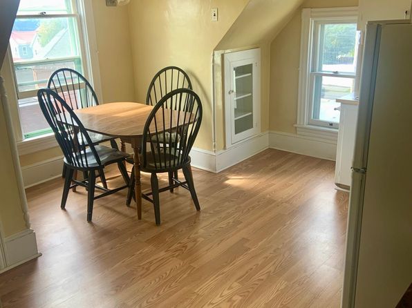 330 4th Ave APT 3