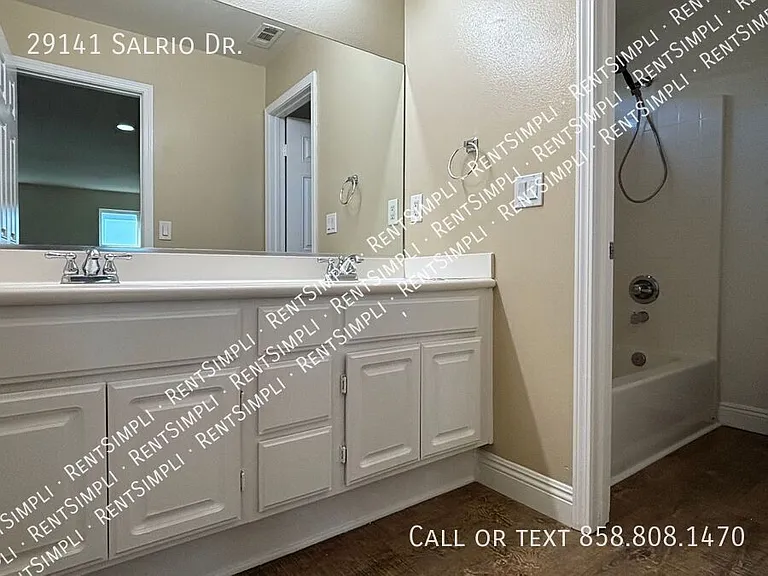 29141 Salrio Dr — Photo 18