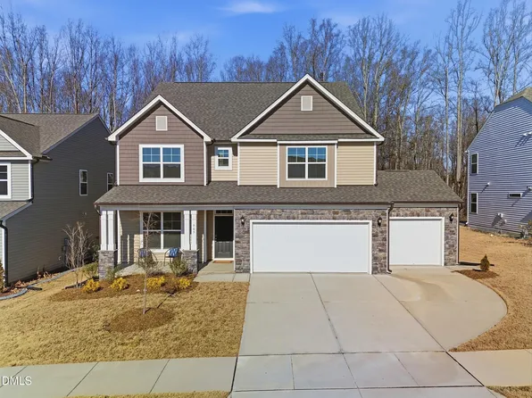 605 Hampton Crest Ct, Fuquay Varina, NC 27526